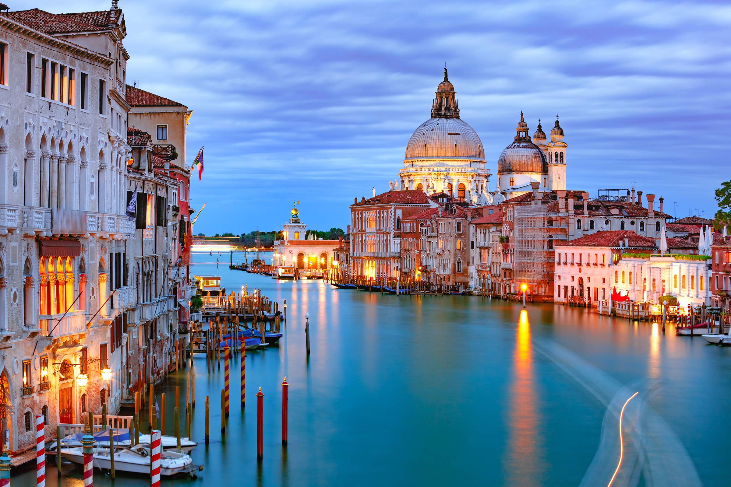 Venice: Nơi Giao Thoa Của Nghệ Thuật, Lịch Sử và Lãng Mạn